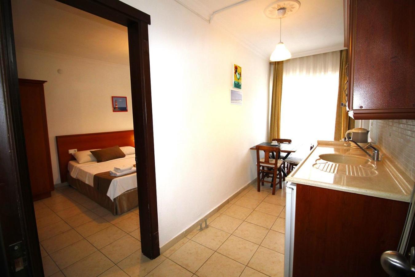 Bonapart Hotel Чесме Екстериор снимка