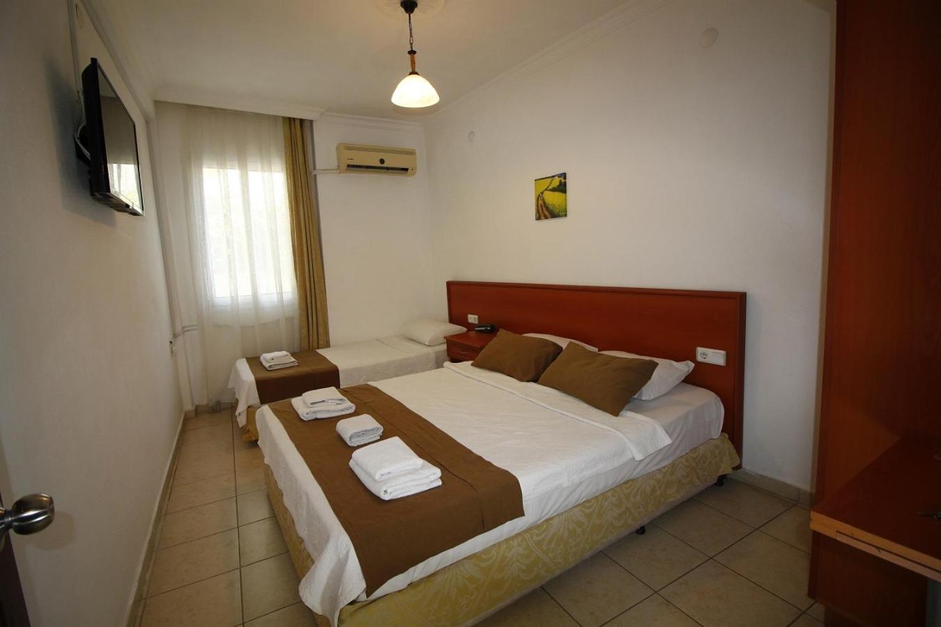 Bonapart Hotel Чесме Екстериор снимка