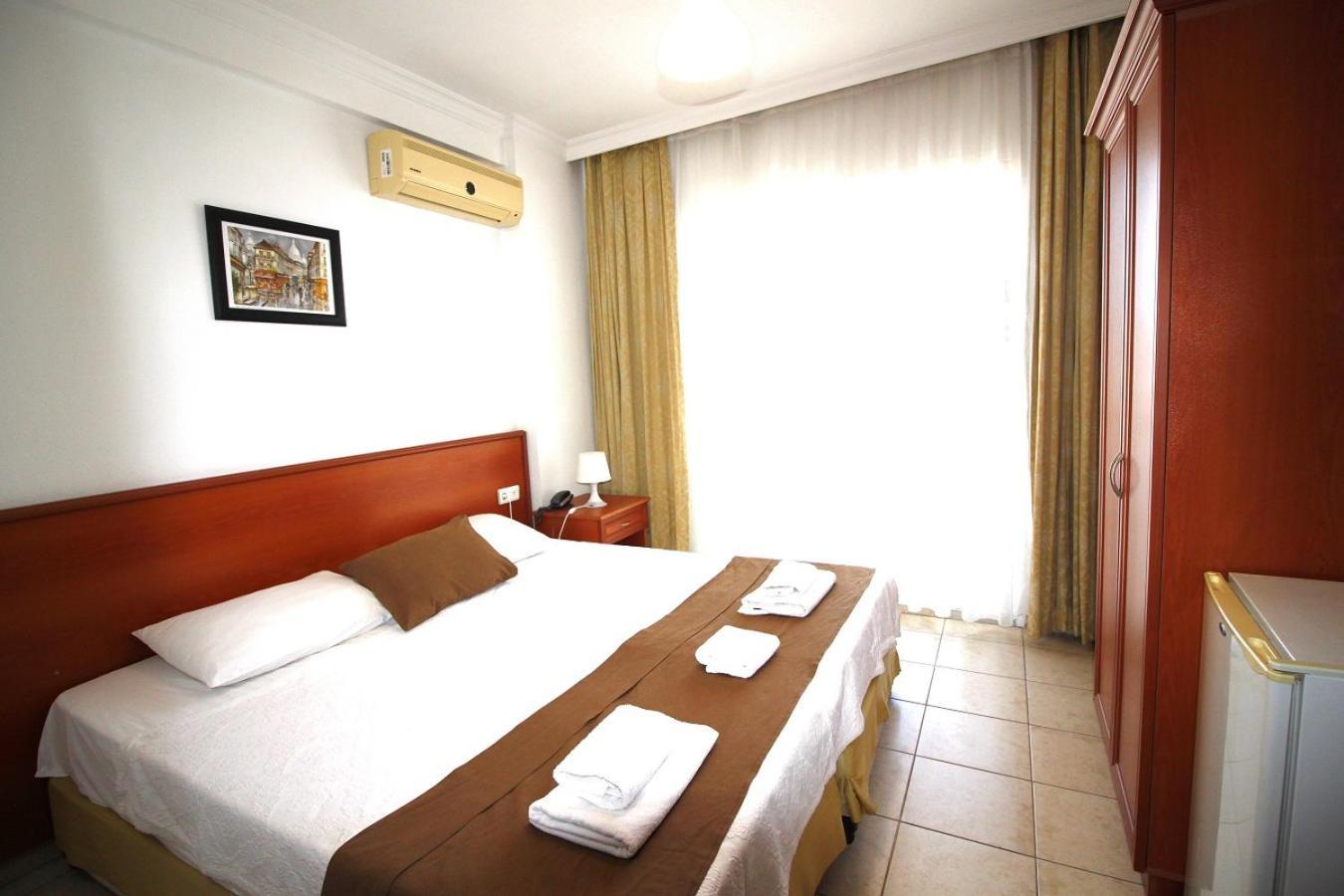 Bonapart Hotel Чесме Екстериор снимка