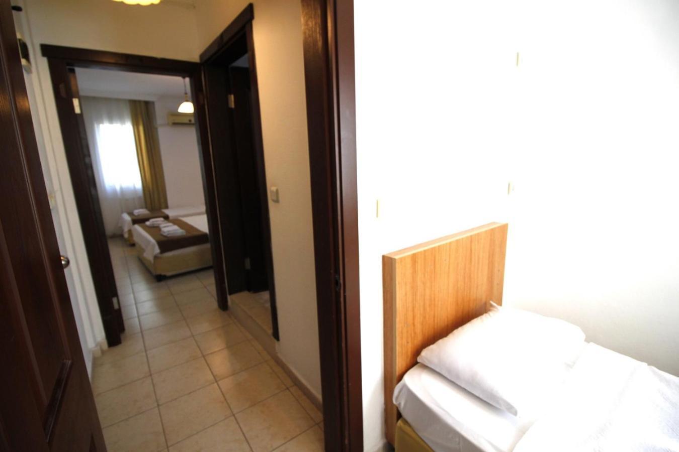 Bonapart Hotel Чесме Екстериор снимка